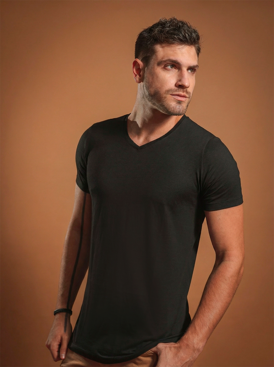 Camiseta Pima Original Gola V Preta